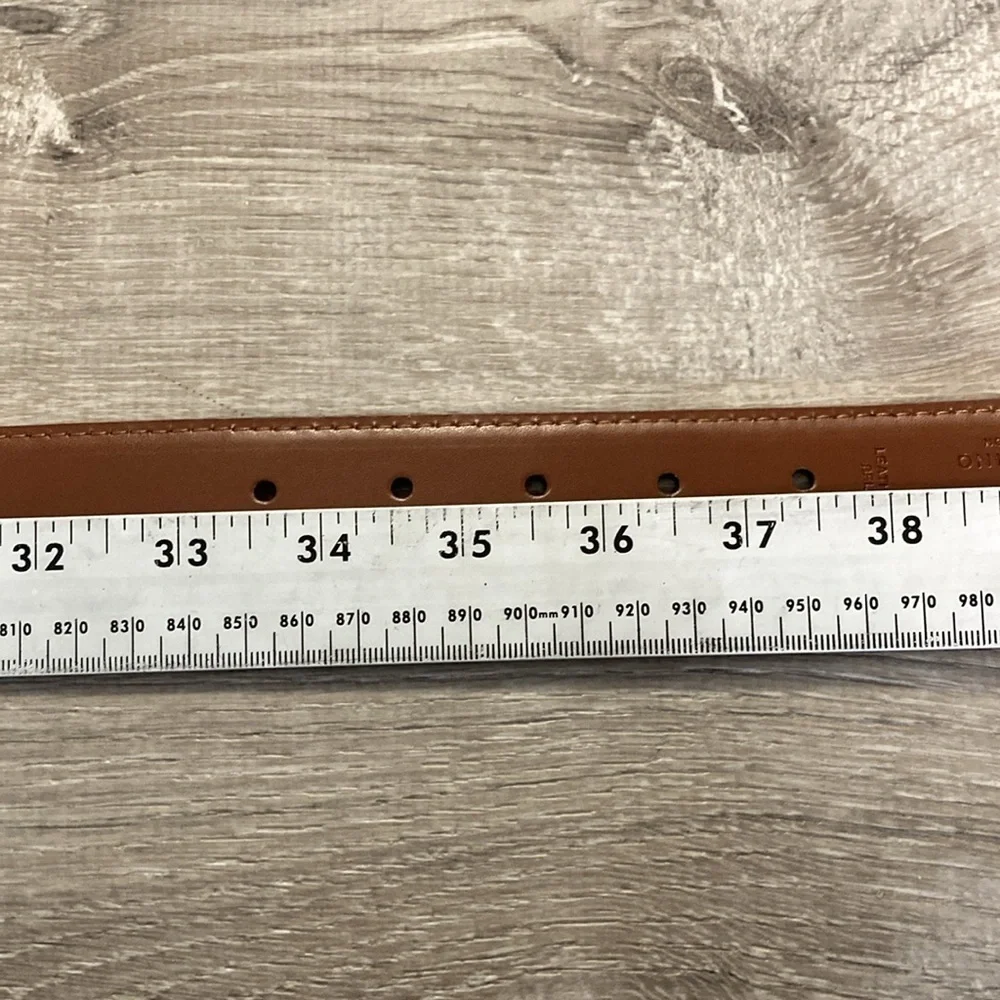 Mio Marino Leather Classy Prong Buckle Belt